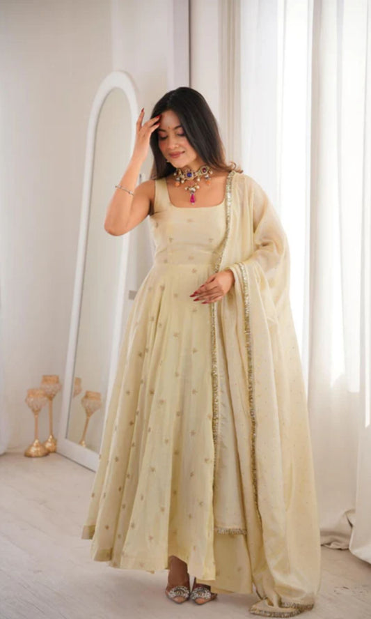 New Designer Cosmos Gold With Embroidery Work Gown And Dupatta Set in Germany