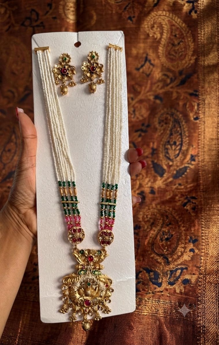 Gold-plated traditional rani haar necklace set and Drop Earrings in Berlin