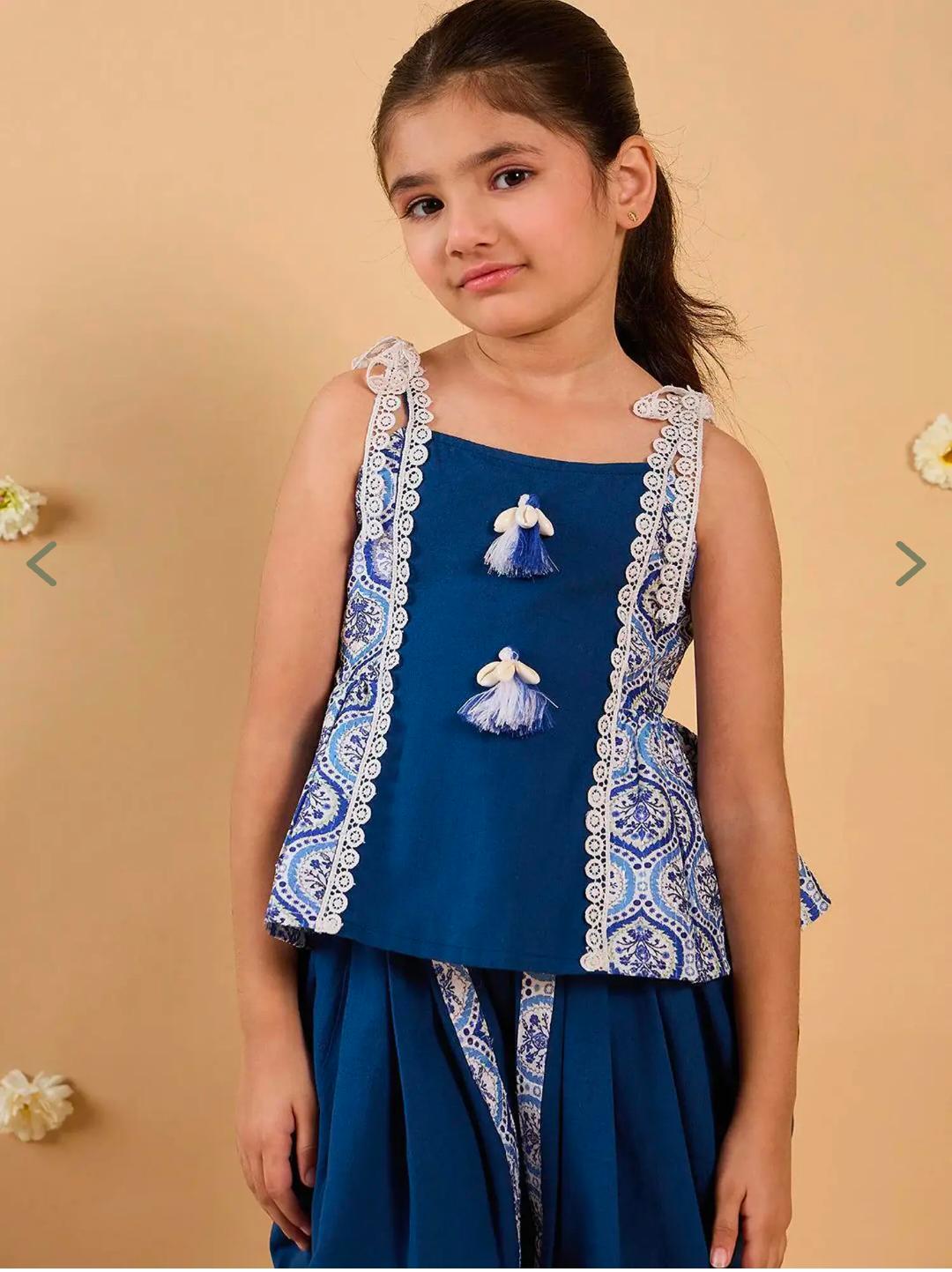 Girls Blue Regular Fit Printed Kurti Set in Germany