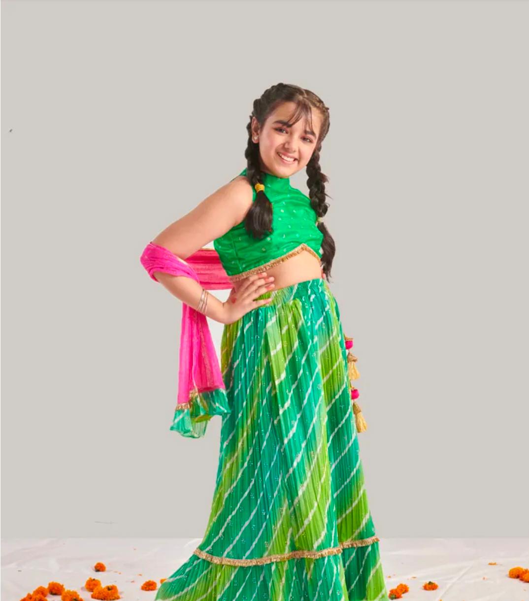 Girls Green Lehariya Taffeta Lehenga Choli Dupatta Set in Berlin