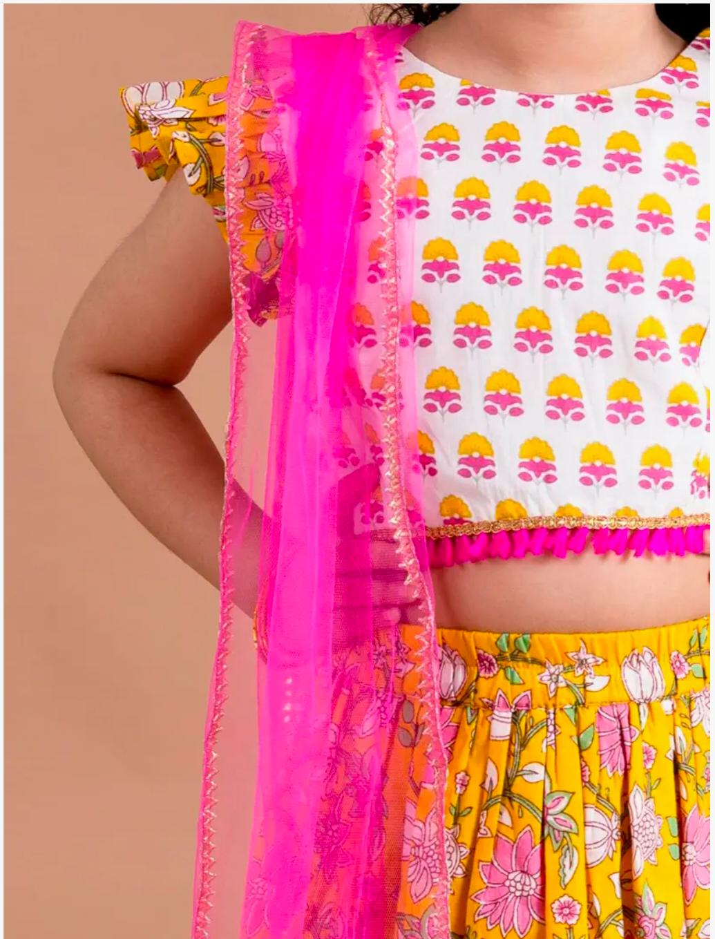 Girls Lehenga And Choli With Dupatta in Berlin