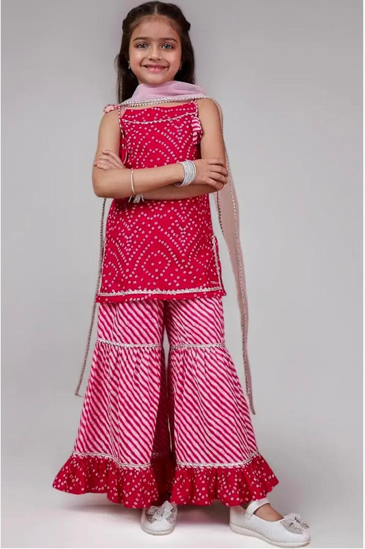 Girls Kurti Sharara and Dupatta set in Berlin