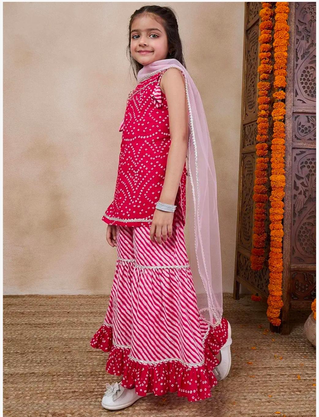 Girls Kurti Sharara and Dupatta set in Berlin