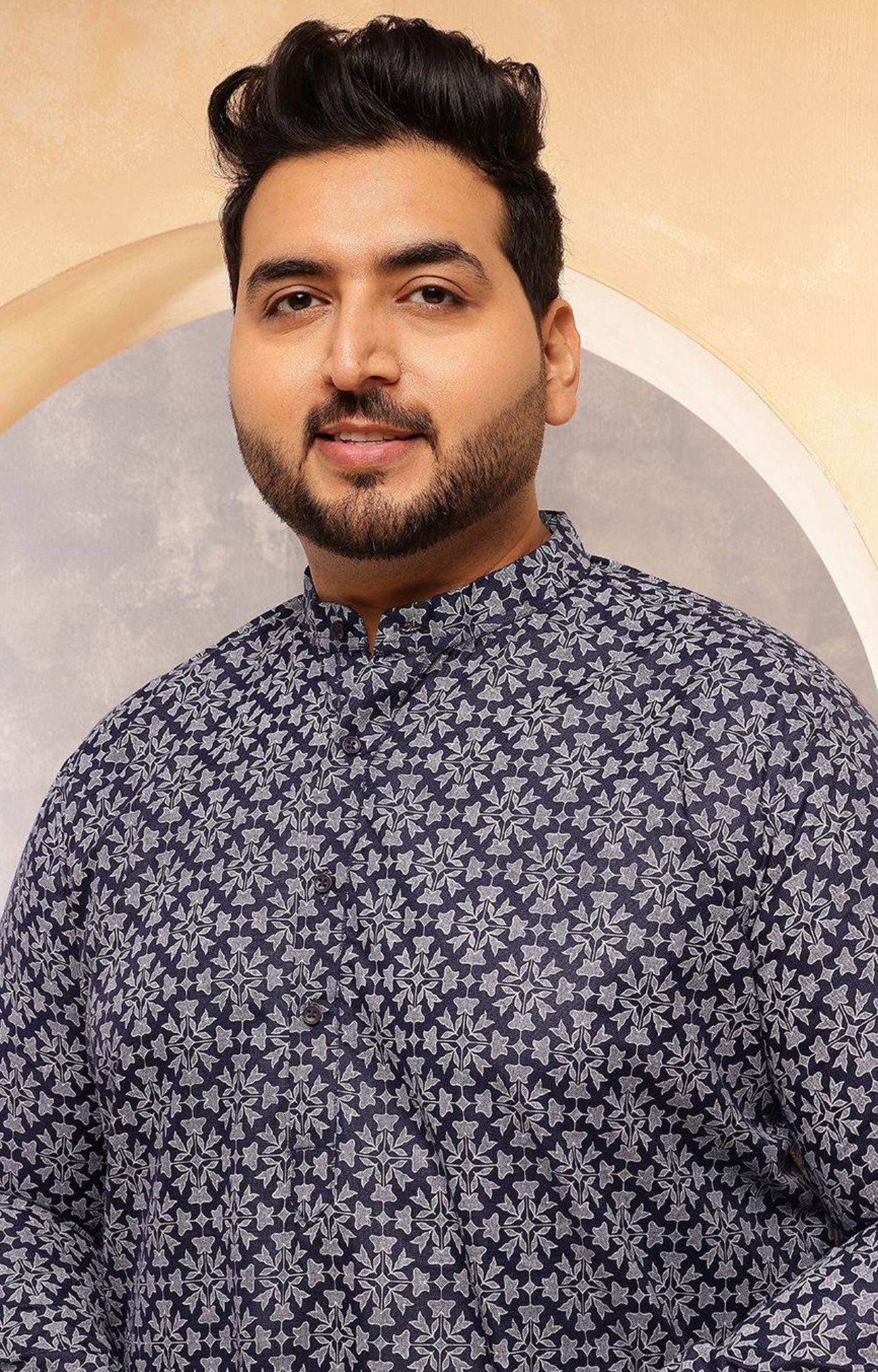 Floral Printed Mandarin Collar Straight Kurta With Pyjama in Germany
