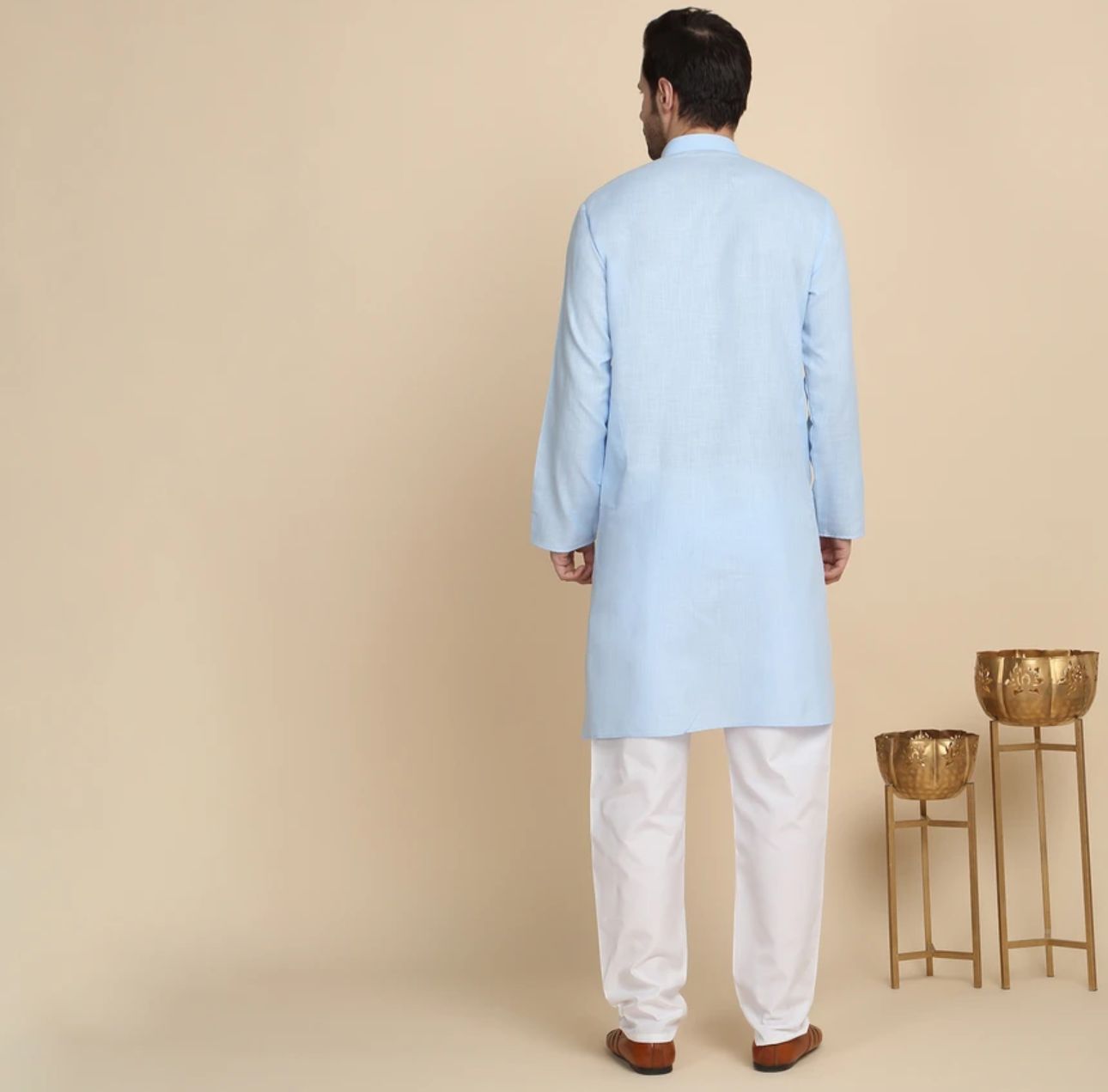 Men Cotton Blend Kurta Pyjama Set in Berlin