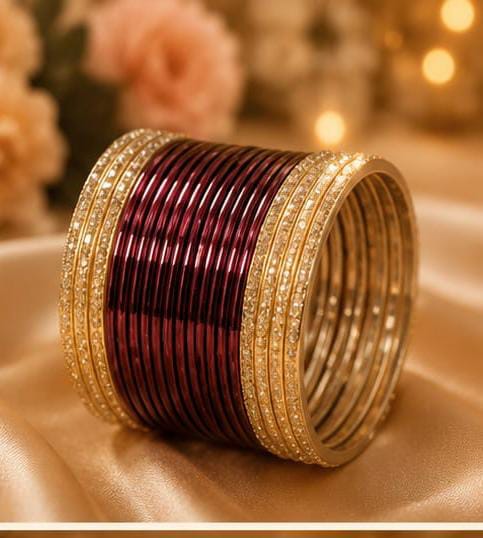 Maroon and gold traditional bangle set in Germany