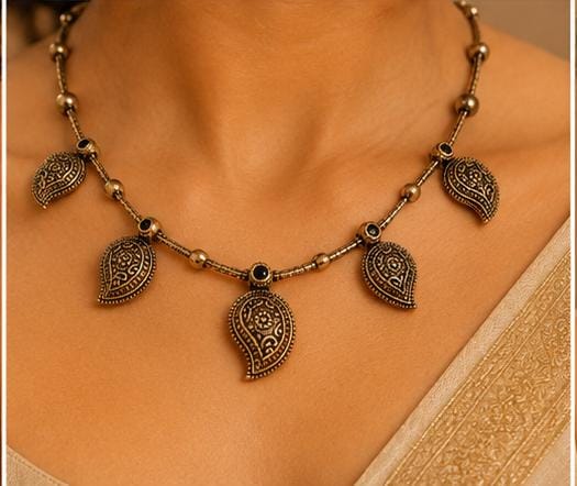 Elegant Indian Ethnic Styling with Antique Mango Motif Jewelry Set in Germany