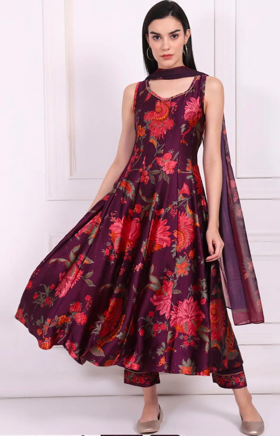 Purple Satin Floral Suit Set in Germany