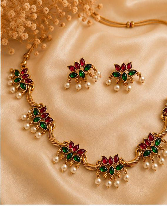 Gold-Plated Lotus Temple Kemp Necklace Set in Germany