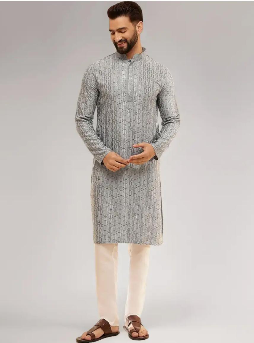 Kurta in Cotton and Viscose with Shiny Thread and Sequins, White Pyjamas in Berlin