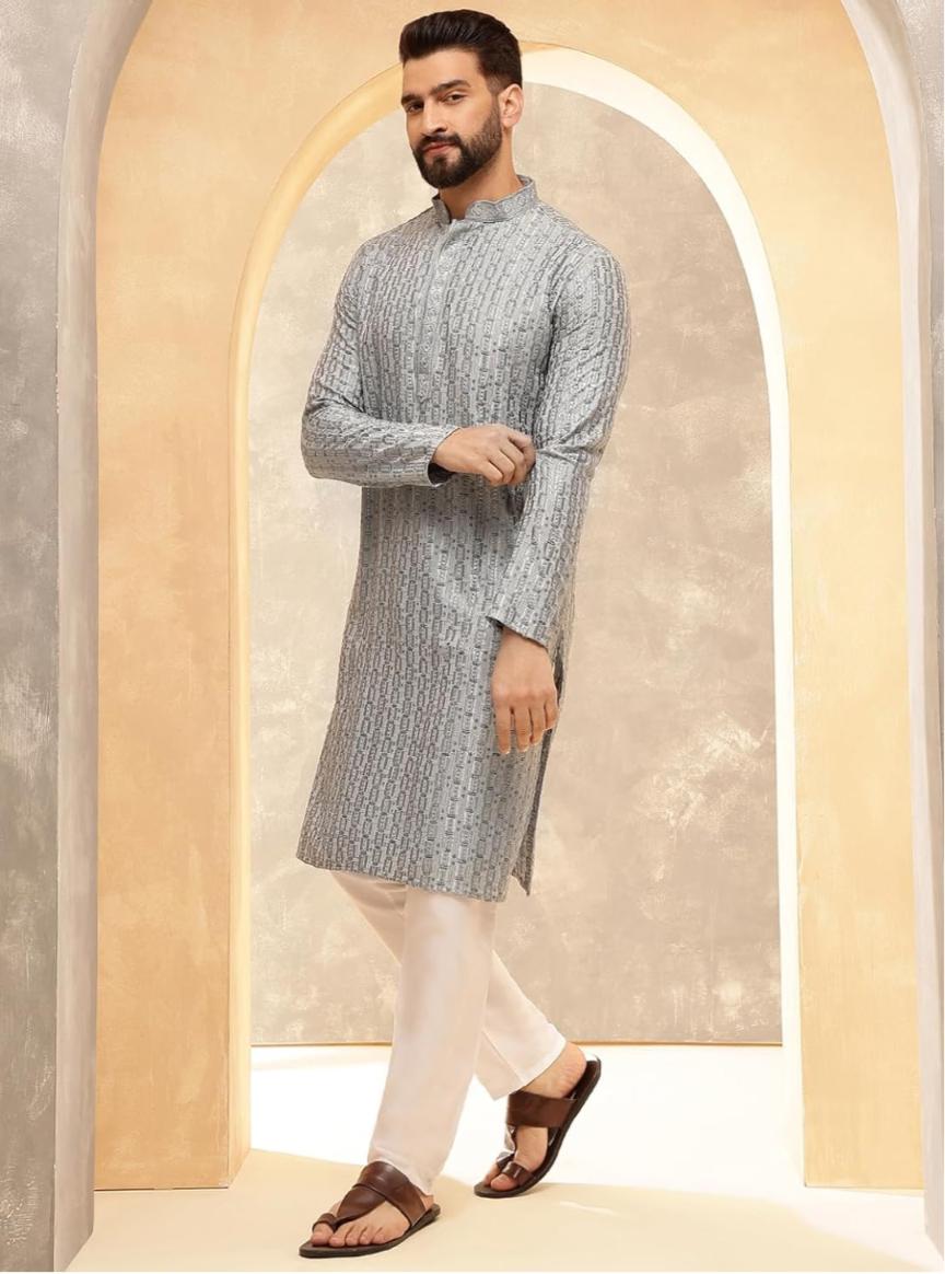 Kurta in Cotton and Viscose with Shiny Thread and Sequins, White Pyjamas in Berlin