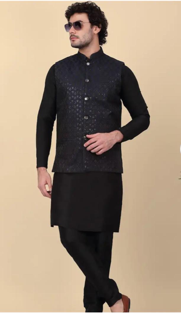 Sequinned Kurta with Churidar & Nehru Jacket and Pyjama in Berlin