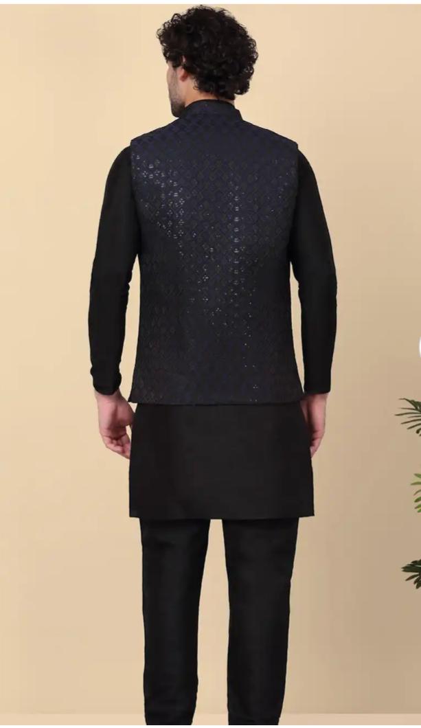 Sequinned Kurta with Churidar & Nehru Jacket and Pyjama in Berlin