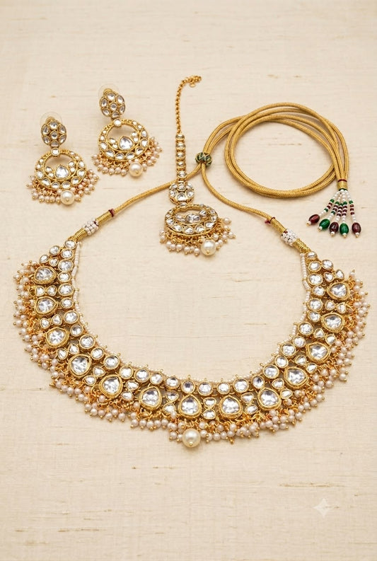 Traditional Kundan choker necklace set in Berlin