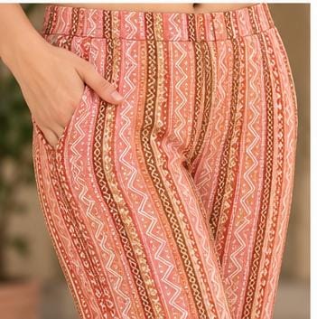 Beige & Peach Cotton Floral Print Kurta Pant Set With Dupatta in Berlin