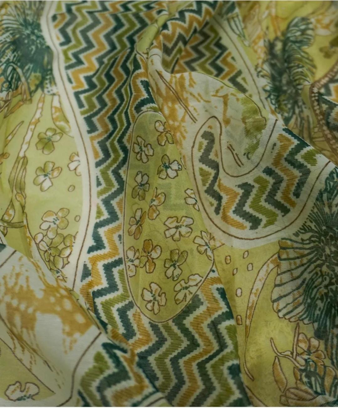 Cotton Palazzo set with golden zari embroidery work in neck portion in Berlin