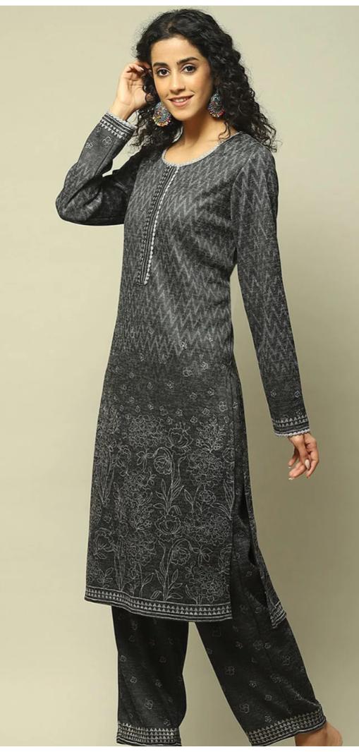 Floral Printed Regular Straight Kurta with Trousers in Berlin