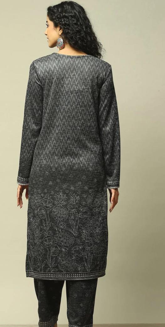 Floral Printed Regular Straight Kurta with Trousers in Berlin