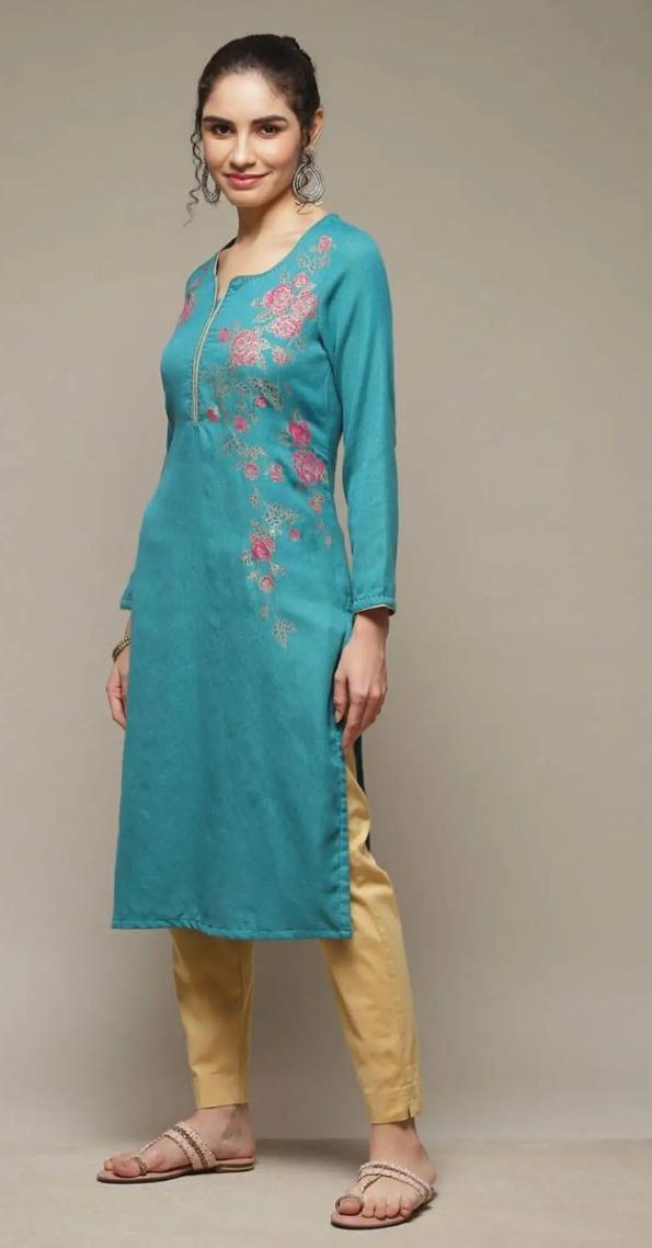 Skyblue Straight Fit Printed Kurta in Berlin