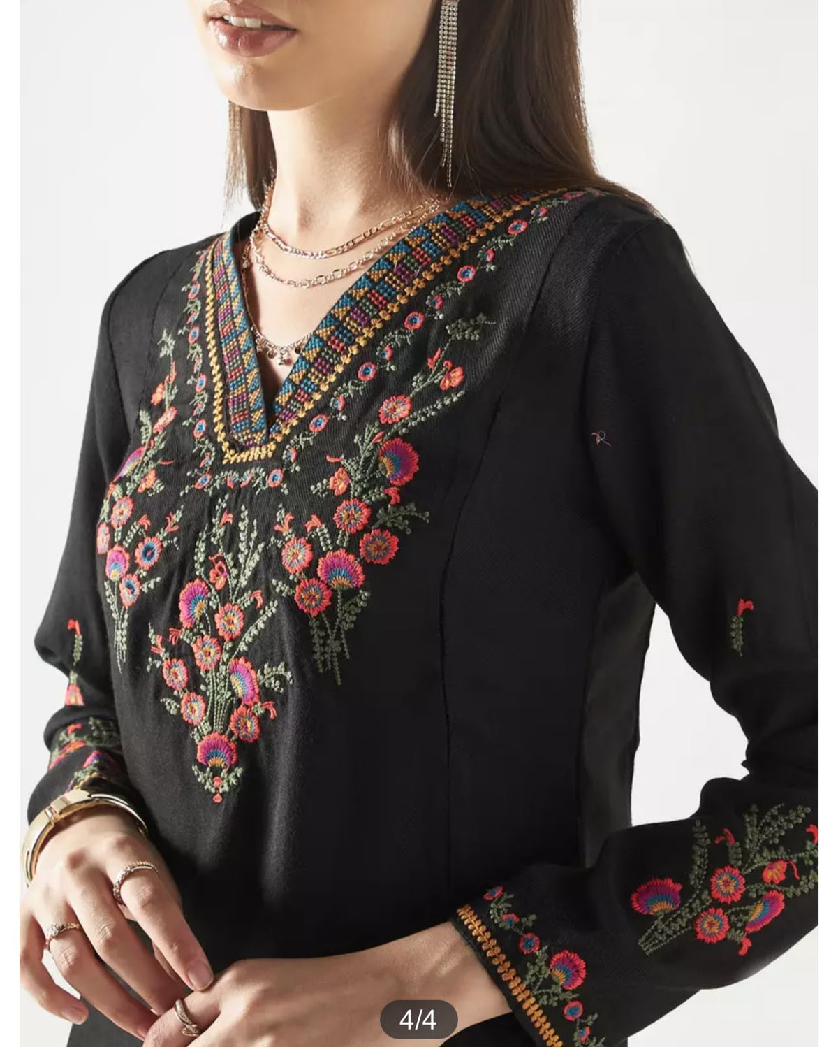 Floral Embroidered Ethnic Kurta in Germany