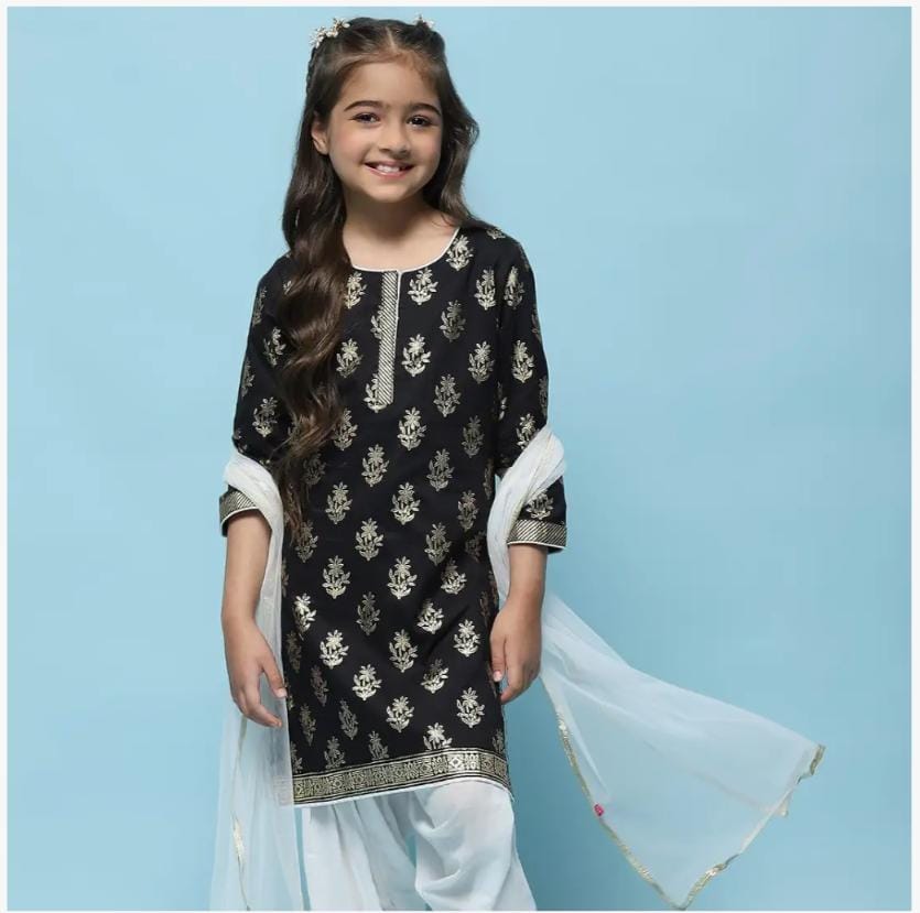 Cotton Printed Straight Casual Kurta With Salwar And Dupatta in Germany