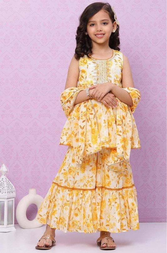 Printed Cotton Round Neck Girls Ethnic Set in Germany