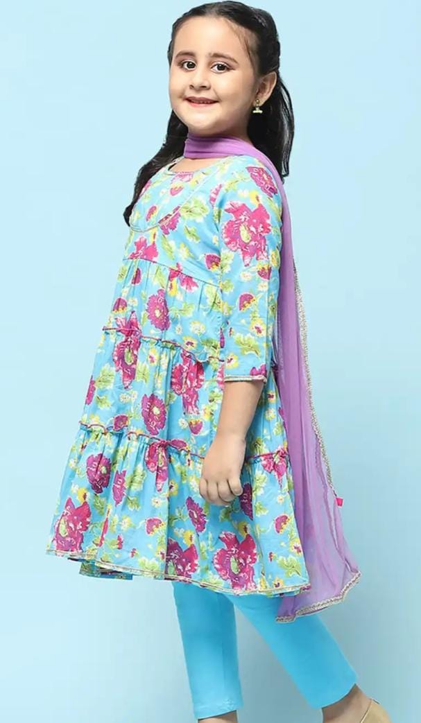 Girls Floral Printed Gotta Patti Pure Cotton Kurta with Leggings & Dupatta in Germany