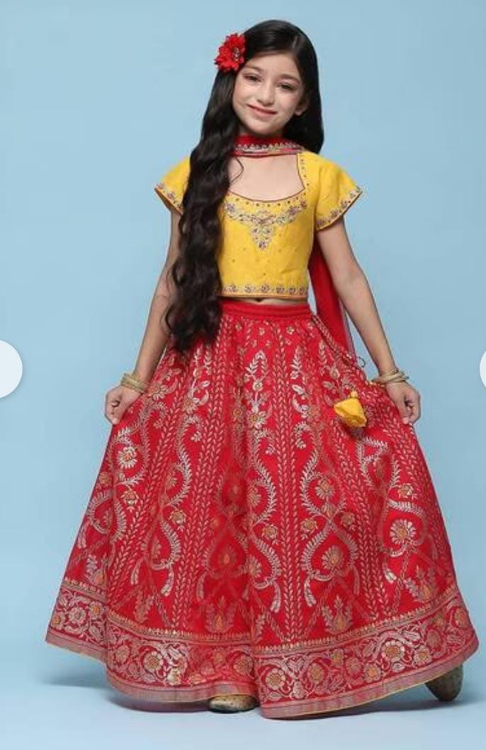 Girls Embroidered Lehanga with Choli & Dupatta - Neha Couture Berlin