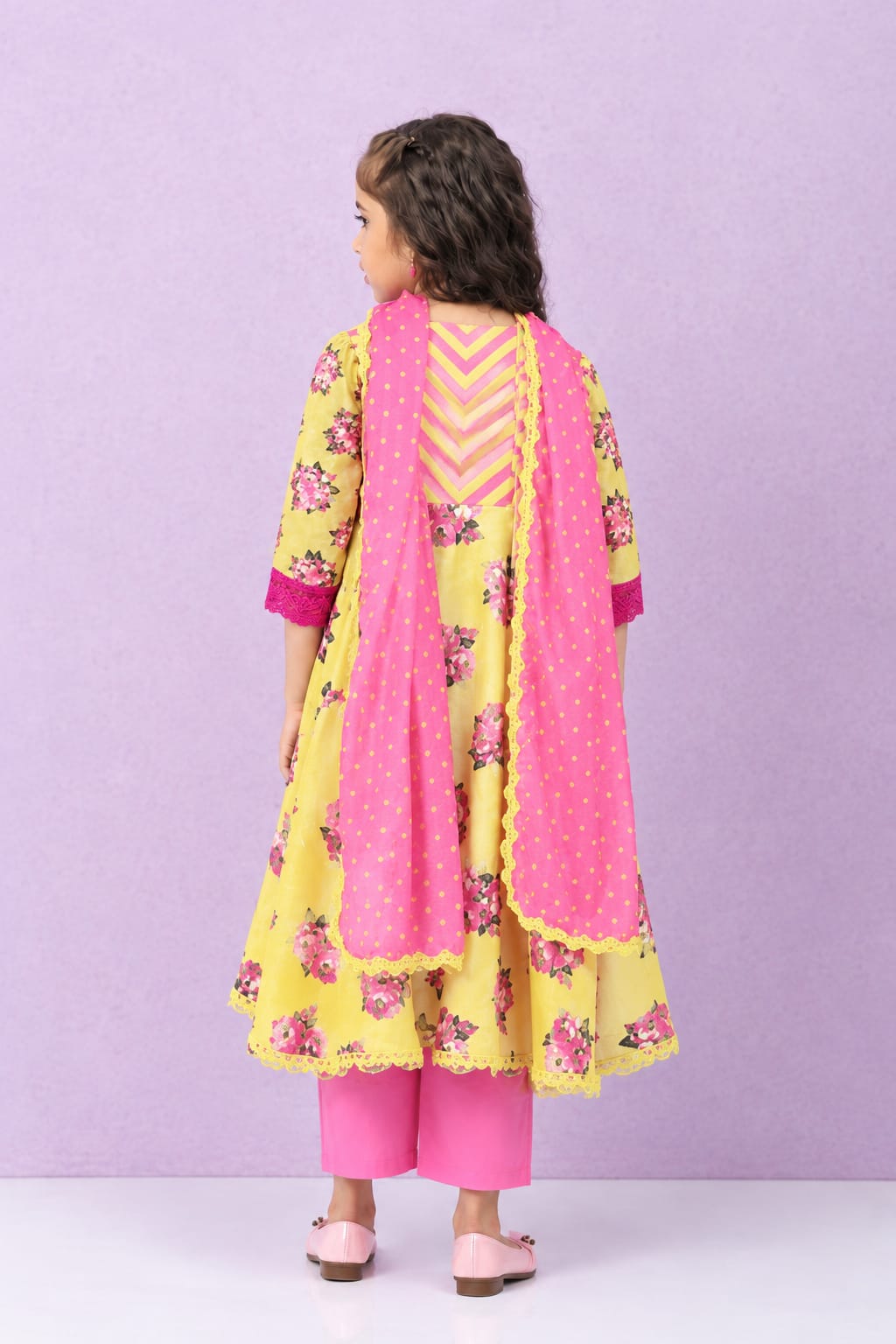 Floral Print Kurta Suit Set in Germany - Neha Couture Berlin