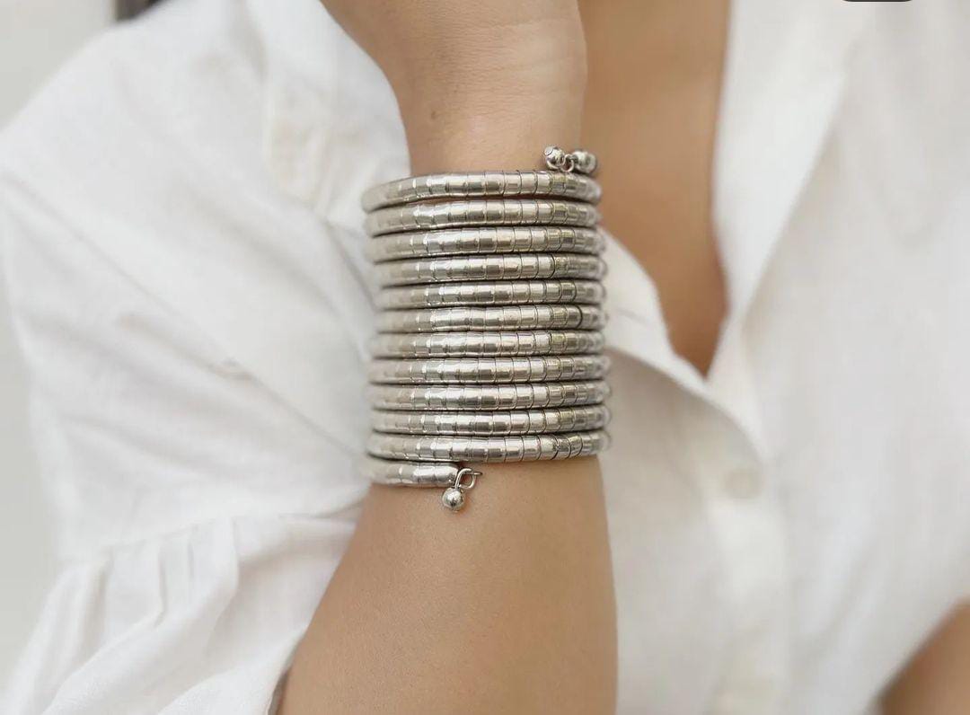 Bangle Single Hand Bracelet Spring Design in Munich