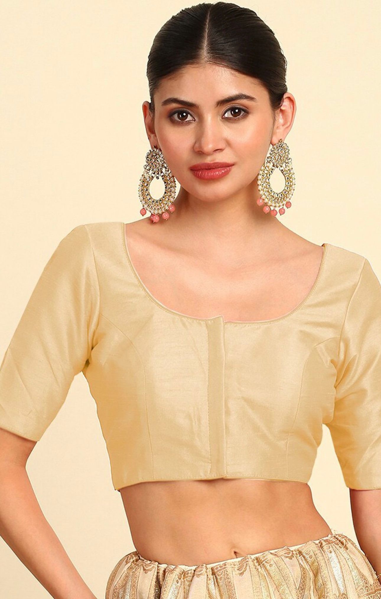complete stitched blouse with sleeves in Germany