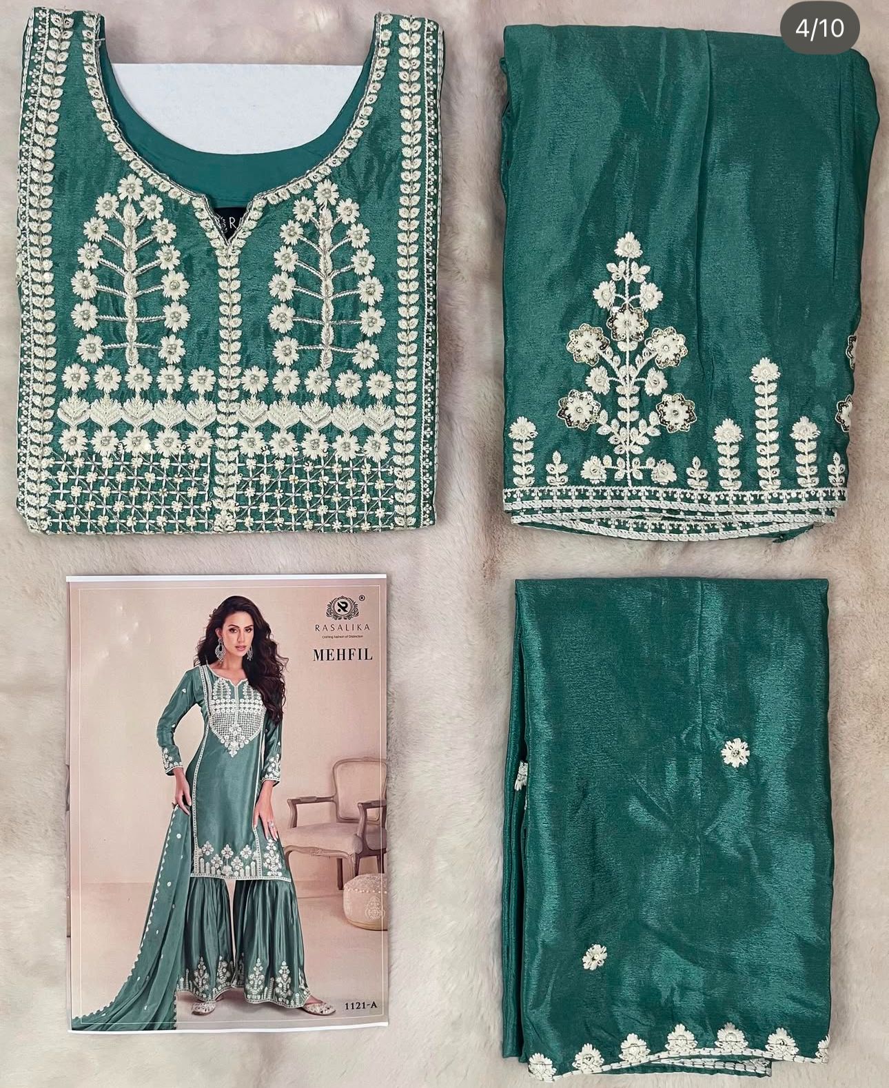 Embroidered Readymade Salwar Kameez in Berlin