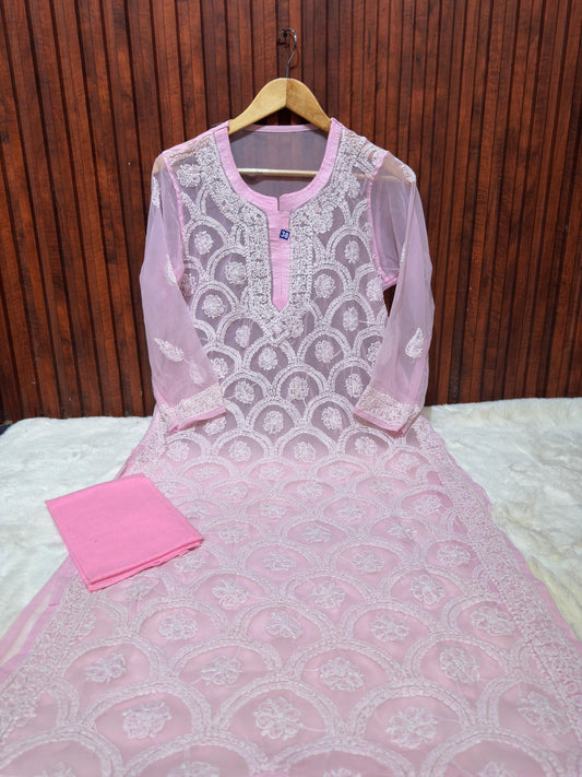 Ethnic Women's Georgette Chikankari Embroidery Straight Kurta in Berlin