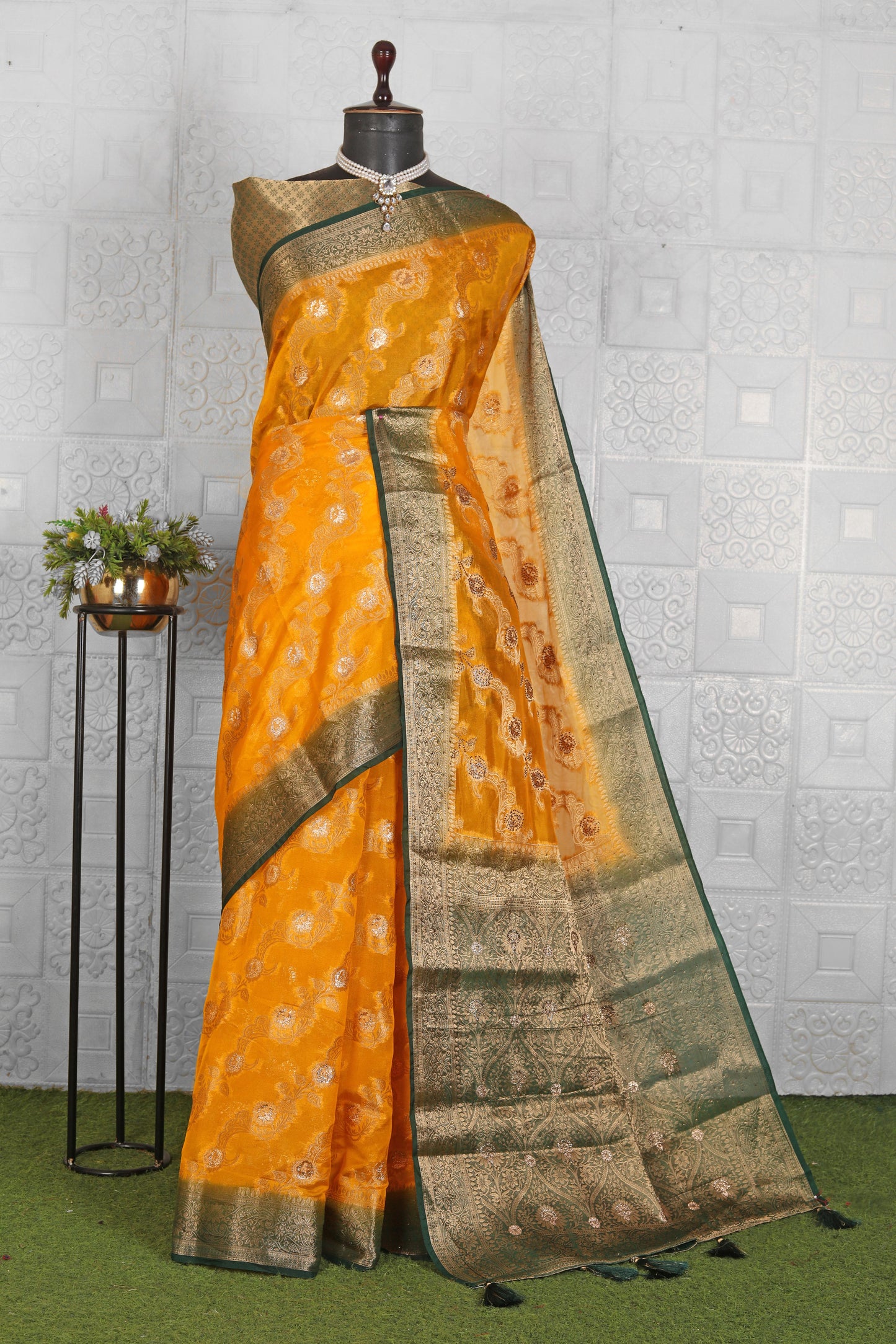 Chanderi Silk Saree with stitched blouse in Germany