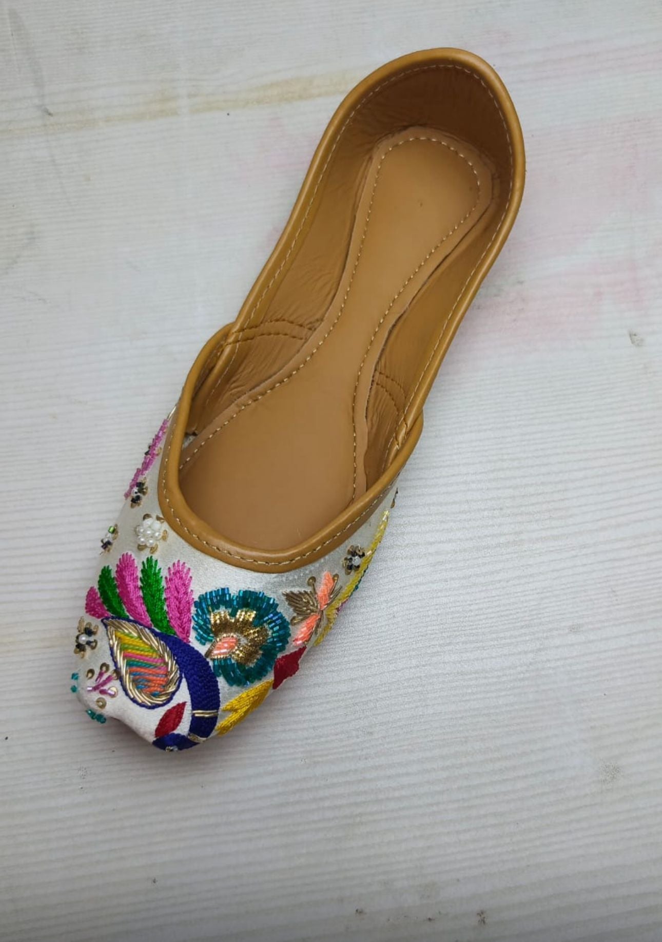 White Punjabi Juttis Pure Leather in Germany