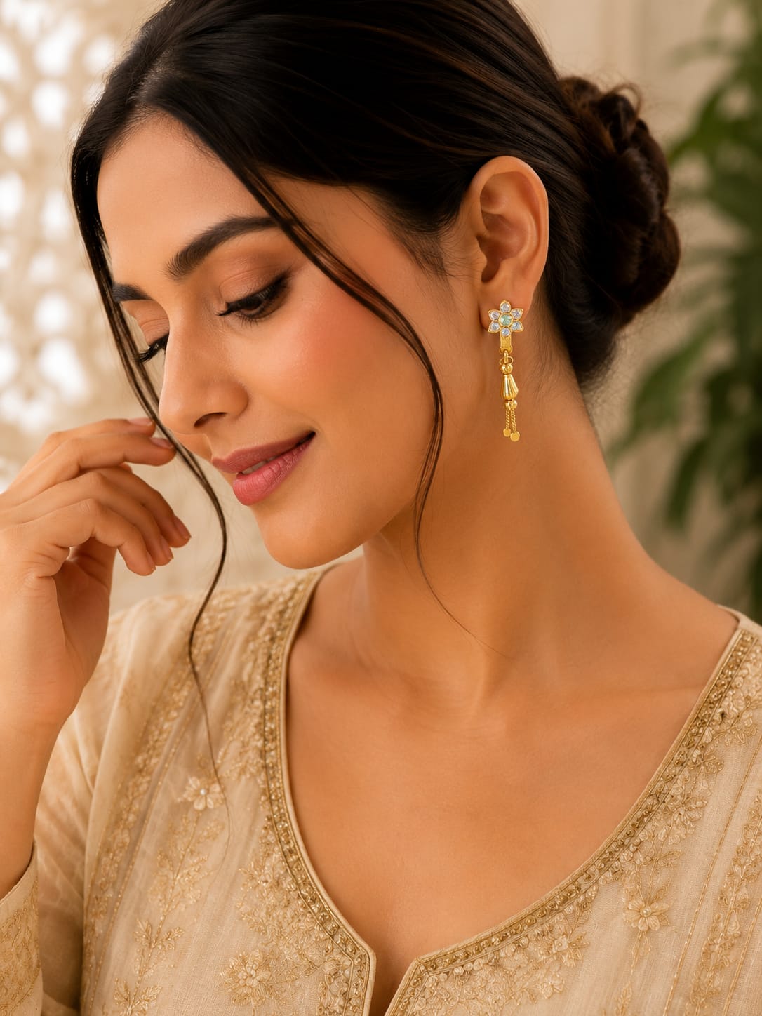 Elegant Floral Tassel Gold Drop Earrings in berlin